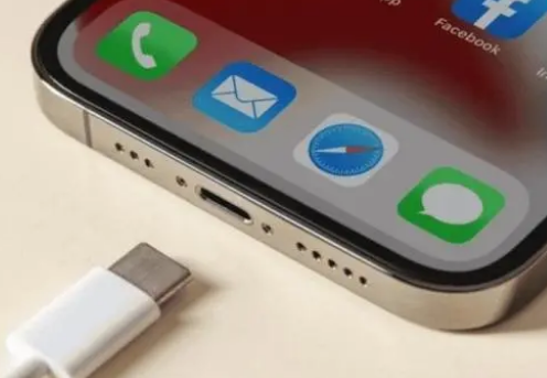 海安苹果15维修分享iPhone15改USB-C接口后能和安卓用户互借充电器吗 